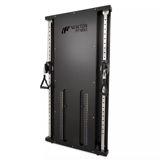 ESTACIÓN DE CABLE DE MONTAJE EN PARED NEWTON FITNESS BLACK SERIES BLK-675